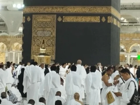 Jamaah Umrah Diprediksi Membludak saat Ramadhan, Komnas Haji Minta Pemerintah Tingkatkan Pengawasan