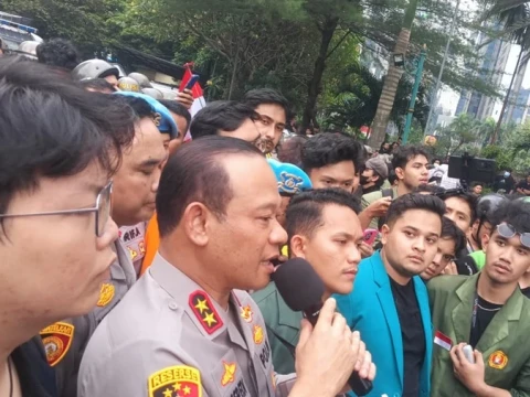 Kapolda Metro Jaya Sebut Tujuh Polisi Diperiksa, Massa Desak Transparansi