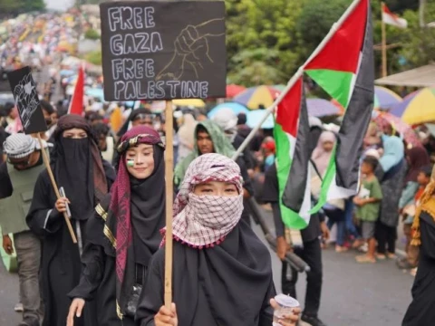 Karnaval di Batang Tunjukkan Aksi Bela Palestina, Rayakan Kemerdekaan dengan Solidaritas Global