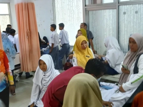 Puluhan Siswa MTsN 1 Pariaman Diduga Keracunan MBG, Pemerintah Harusnya Evaluasi Tata Kelola