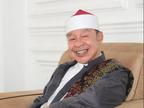 Innalillah Sesepuh Buntet Pesantren dan Rais Syuriyah PBNU KH Adib Rofiuddin Izza Meninggal Dunia