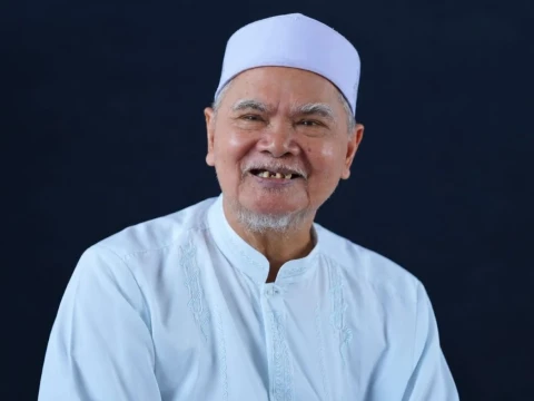 Profil KH Afifuddin Muhajir, Wakil Rais Aam PBNU Ahli Ushul Fiqih