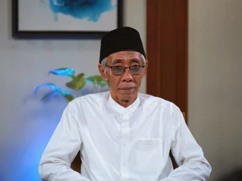 KH Ubaidullah Shodaqoh: Menyakiti Alam Sama dengan Menyakiti Diri Sendiri