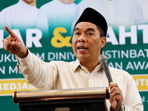 Waketum PBNU KH Zulfa Mustofa Luncurkan Kitab, Ajak Ulama Hidupkan Tradisi Menulis