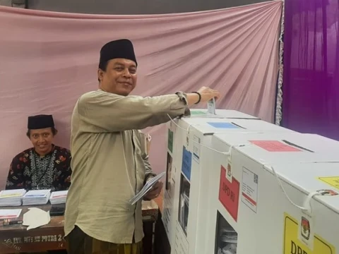 Pengasuh Buntet Pesantren: Siapa pun yang Menang, Kita Dukung dan Kontrol Bersama