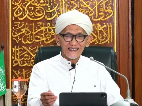 Terpilih Jadi Anggota AHWA, Ini Profil KH Miftachul Akhyar