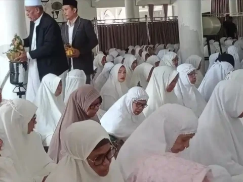 Harapan dan Doa Warnai Keberangkatan Jamaah Haji Kloter 10 Jamaah Haji Pidie Aceh