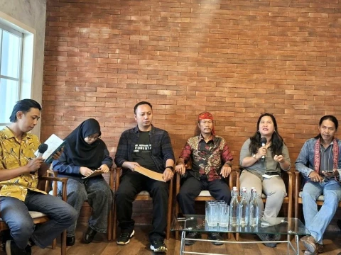 5 Tahun Dikriminalisasi, Koalisi Masyarakat Adat Desak DPR Lindungi Hak Masyarakat Adat Kalimantan Barat