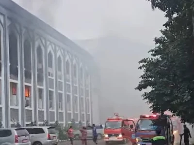 Gedung Rektorat UIN Jakarta Kebakaran