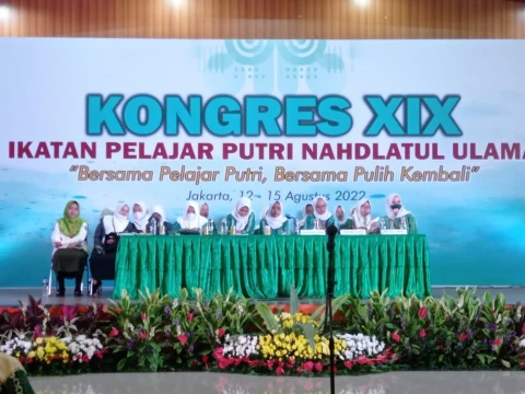 LPJ Nurul Hidayatul Ummah Diterima Peserta Kongres IPPNU di Pondok Gede