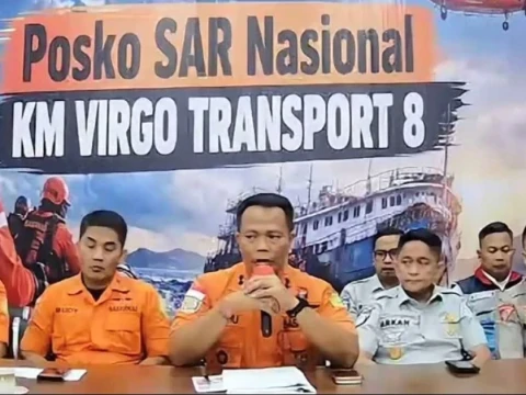 Tim SAR Hentikan Sementara Penyelamatan KM Virgo Transport 8