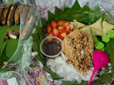 Jamu dengan Kudapan Tradisional, Ikhtiar Tuan Rumah Merawat Khidmah Muktamar