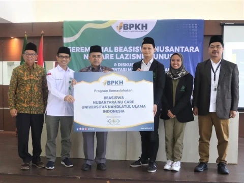 LAZISNU dan BPKH Salurkan Beasiswa untuk Mahasiswa Unusia Jakarta