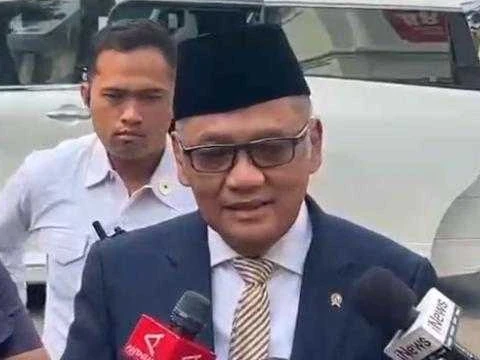 Kabar Baik, Kemenhaj Turunkan Masa Tunggu Haji Jadi 14 Tahun 