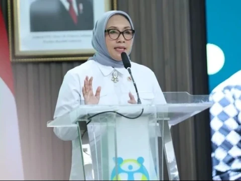 Kontroversi Gerbong Perempuan, Menteri PPPA Klarifikasi dan Sampaikan Permohonan Maaf