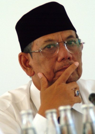 KH Hasyim Muzadi: Menuju NU yang Transparan dan Manajerial