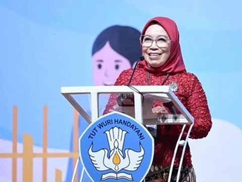 Kemendikdasmen Klaim SE 7/2026 Tak Larang Guru Non-ASN Mengajar