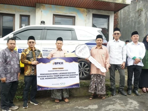 Yayasan Nurul Yaqin Syafiiyah Wonosobo Terima Kendaraan Dakwah Program Kemaslahatan NU Care-LAZISNU dan BPKH
