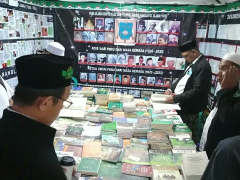 Pameran Perpustakaan PBNU Hadirkan Sejarah  1 Abad NU di Ekspo Muktamar Ke-35
