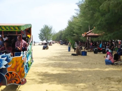 Libur Sekolah, Pelaku UMKM Nilai Wisata Belum Beri Dampak Ekonomi yang Merata