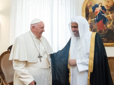 Bertemu Paus Fransiskus, Sekjen Liga Muslim Dunia: Tanda Ketulusan Persaudaraan