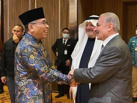 Momen Hangat Pertemuan Ketum PBNU dan PM Palestina