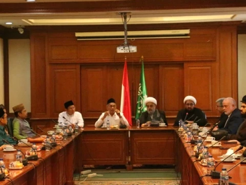 Sejumlah Ulama Iran Kunjungi PBNU