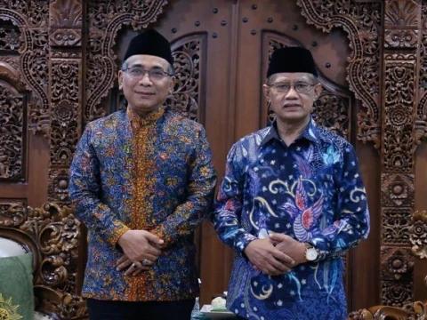 Kembali Pimpin Muhammadiyah, PBNU Ucapkan Selamat kepada Prof Haedar dan Prof Mu'ti