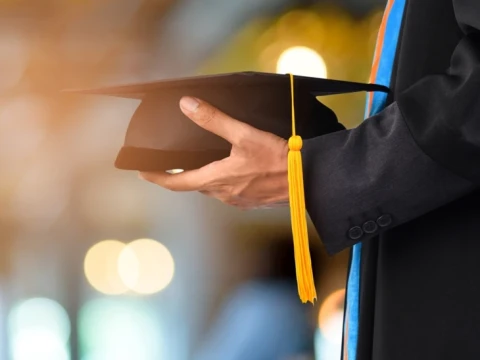 Persoalan Pendidikan: Mulai Kesenjangan Guru, Kualitas Pendidikan Merosot, hingga Peningkatan Kekerasan