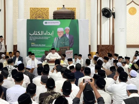 Pembukaan Ngaji Kitab di Pidie Jaya, Abu Mudi Ijazahkan Sanad Keilmuan kepada Abiya Kuta Krueng