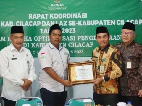 Himpun Rp16,2 Miliar di 2022, LAZISNU Cilacap Raih Penghargaan Baznas sebagai LAZ dengan Pengumpulan Terbanyak