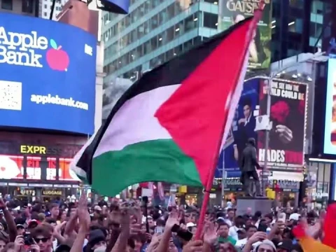 Pendukung Spanyol Kibarkan Bendera Palestina Sepanjang Turnamen Piala Dunia 2026