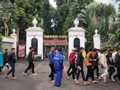 Kebun Raya Bogor, Destinasi Piknik Akhir Pekan di Kota Hujan