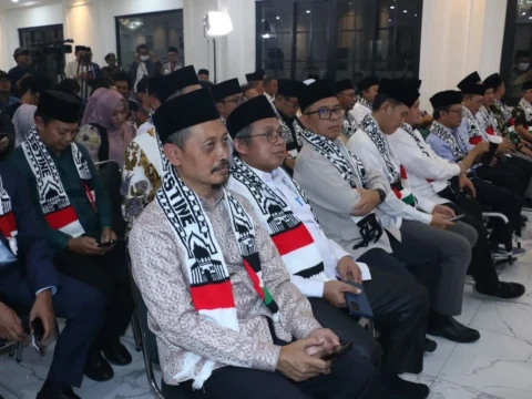 Pengurus Kenakan Syal, PBNU Tegaskan Komitmen Dukung Kemerdekaan Palestina