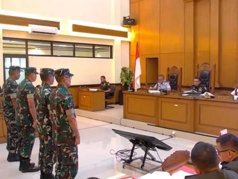 Tak Panggil Eks Kabais TNI, TAUD Sebut Asas Persamaan di Depan Hukum Tak Berlaku di Sidang Kasus Andrie Yunus