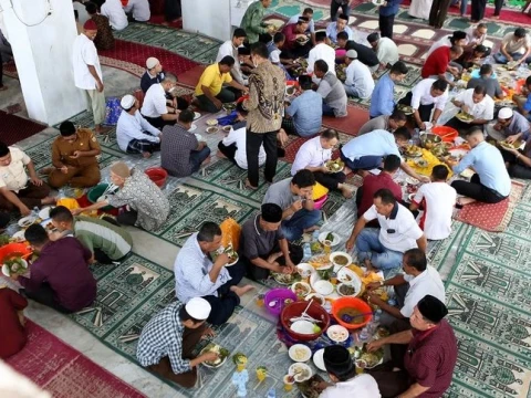 5 Makanan Khas Perayaan Maulid Nabi dari Berbagai Daerah