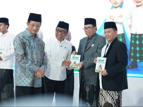 Gerakan Nasional Ruang Aman Nyaman Anak untuk Pesantren dan Madrasah Resmi Diluncurkan Tekan Kekerasan