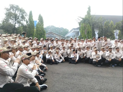 Menhaj Ingatkan Petugas Haji Jaga Etika, Jamaah Indonesia Terkenal Paling Baik