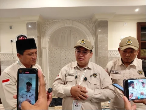 PPIH Ingatkan Jamaah Lansia dan Risti Utamakan Hifdzun Nafs, Tak Paksakan Shalat di Masjidil Haram Jika Tak Memungkinkan