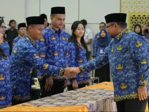 UU ASN Terbaru Diteken Presiden, PPPK Dapat Uang Pensiun