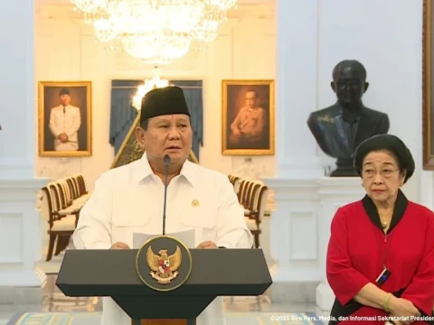 Prabowo Minta Masyarakat Tetap Jaga Persatuan