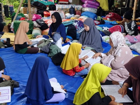 Psikososial Dampingi Pengungsi Terdampak Gempa Bumi di Manggarai NTT