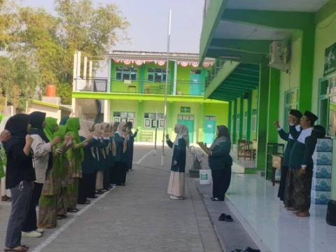 Tambakberas Mulai Dipenuhi Posko Muktamar Ke-35 NU untuk Layani Muktamarin dan Nahdliyin