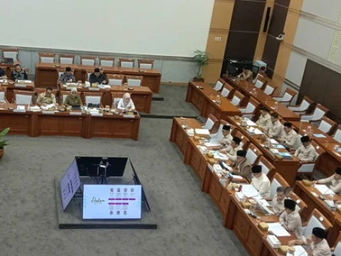DPR Usulkan Pemanfaatan AI untuk Bantu Layanan Kesehatan di Daerah Minim Dokter, Ini Kata Menkes
