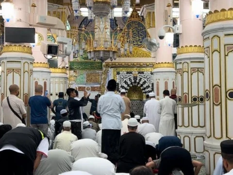 Tak Perlu Daftar, Masuk Raudhah Kini Dikoordinir oleh Petugas Haji