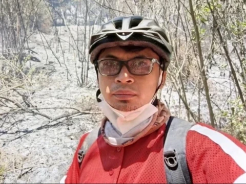 Warga NU Kota Batu Bantu Padamkan Karhutla Gunung Butak