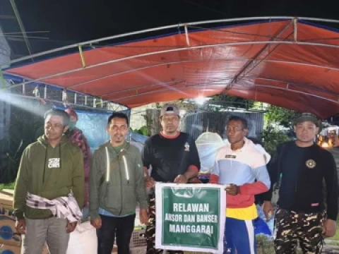 Warga Terdampak Gempa NTT Masih Bertahan di Tenda, NU Peduli Salurkan Bantuan