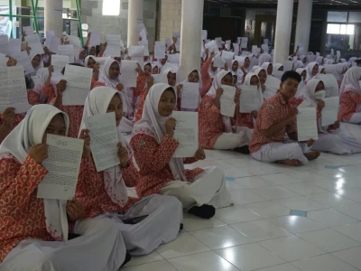 MPLS, Murid SMK di Sidoarjo Tulis Surat Terbuka Berisi Harapan untuk Nadiem Makarim