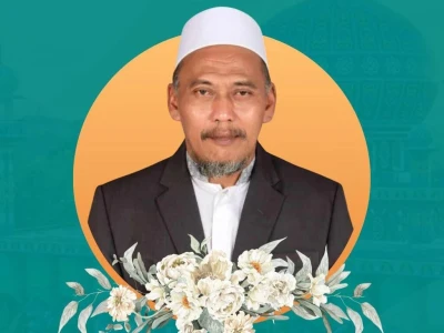 Innalillahi, KH Moh Nasrullah Baqir Pengasuh Pesantren Tarbiyatut Tholabah Paciran Wafat