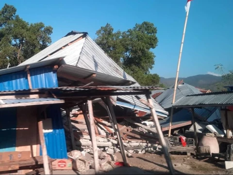 Sepekan Gempa NTT: 83 Meninggal Dunia, 986 Luka-Luka, 110 Ribu Warga Mengungsi, 5.012 Gempa Susulan
